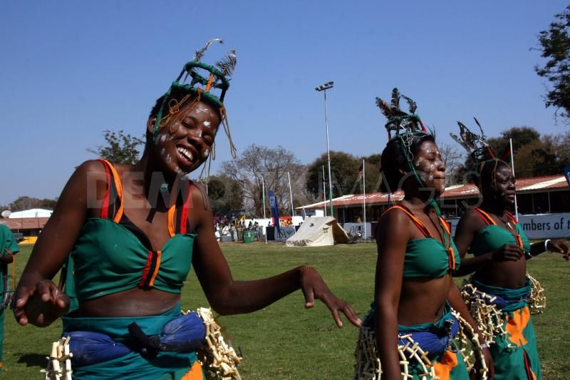 Traditional-Dance-Zambia-3